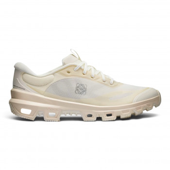 On Cloudventure 2 X Loewe Eggshel